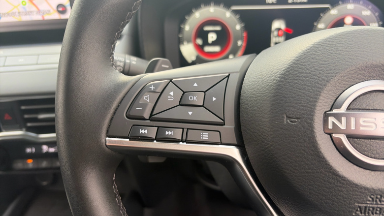 Nissan Juke 1.0 DiG-T N-Connecta 5dr DCT Petrol Hatchback